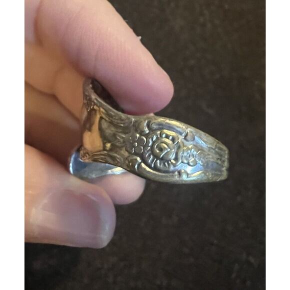 Vintage Wm Rogers Oneida Spoon Ring Juliette Pat Adjustable Silver Plate - Picture 2 of 5